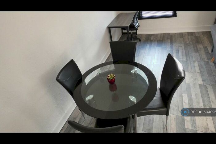 1 Bedroom Flat To Rent In Old Pier Street, Walton On The Naze, CO14