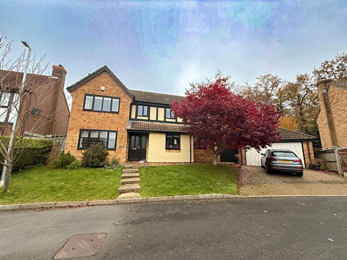 5 Bedroom Detached House To Rent In Aspen Walk, Heathfield, TN21