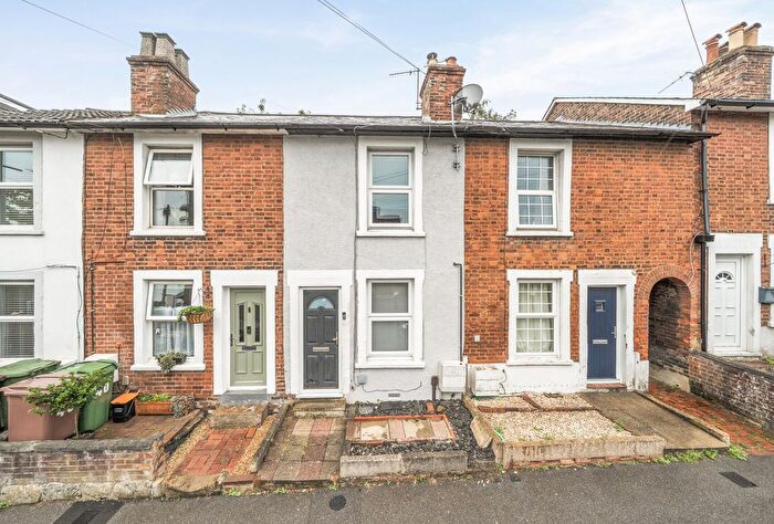 2 Bedroom Terraced House For Sale In Quarry Road, Tunbridge Wells, Kent, TN1