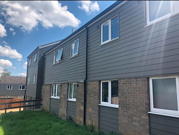 2 Bedroom Apartment For Sale In Burrows Court, Lumbertubs, NN3