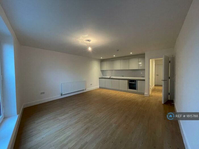 2 Bedroom Flat To Rent In Vale Road, Crosby, L23