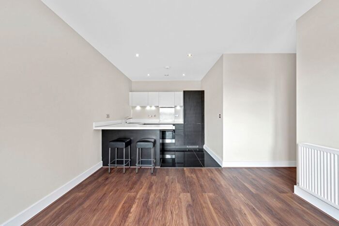 2 Bedroom Flat To Rent In Coombe Lane, London, SW20