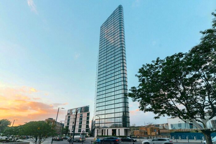 1 Bedroom Flat To Rent In Chronicle Tower, City Road, London, EC1V