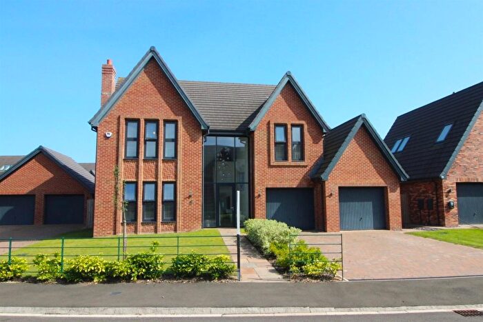 4 Bedroom Detached House For Sale In Black Spruce Close, Wynyard, Billingham, TS22