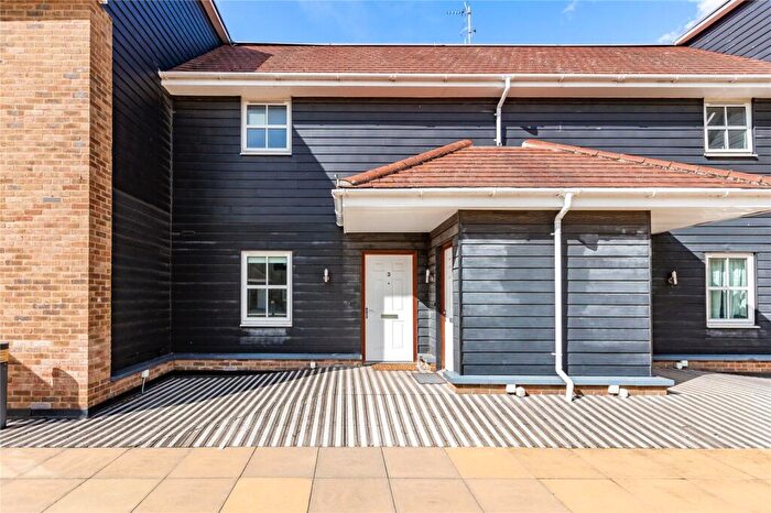 2 Bedroom Apartment For Sale In Market Place, Romford, RM1