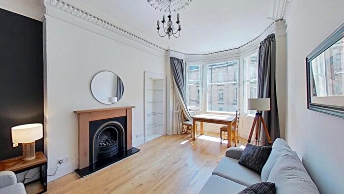2 Bedroom Flat To Rent In Bruntsfield Place, Edinburgh, Midlothian, EH10