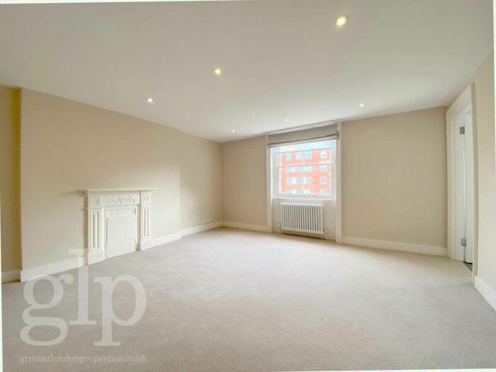 2 Bedroom Flat To Rent In Bedford Place, Bloomsbury . B, WC1