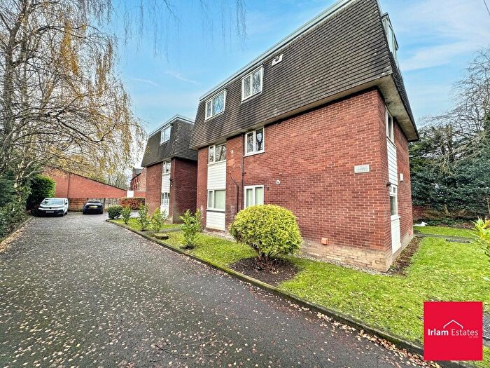 2 Bedroom Apartment To Rent In Flat Egerton Court Glen Ave Worsley, M28