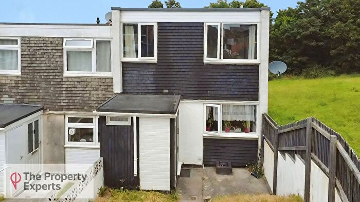 3 Bedroom End Terrace House For Sale In Saunders Walk, Plymouth, PL6