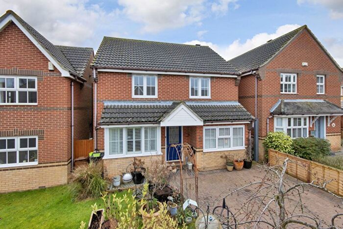 4 Bedroom Detached House For Sale In Drayton Close, High Halstow, Rochester, ME3