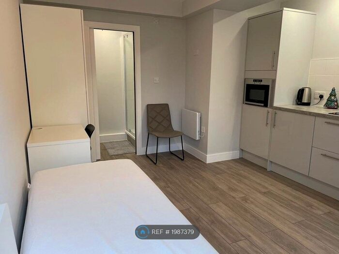 Studio To Rent In Elsworth Place, Cambridge, CB2