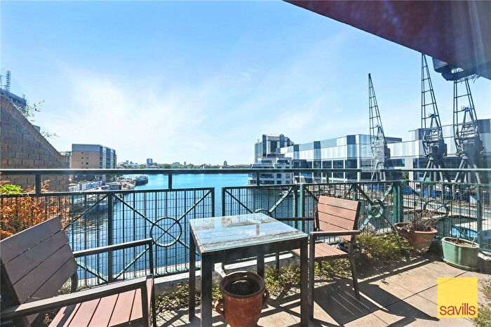 1 Bedroom Flat For Sale In Pepper Street, Canary Wharf, London, E14