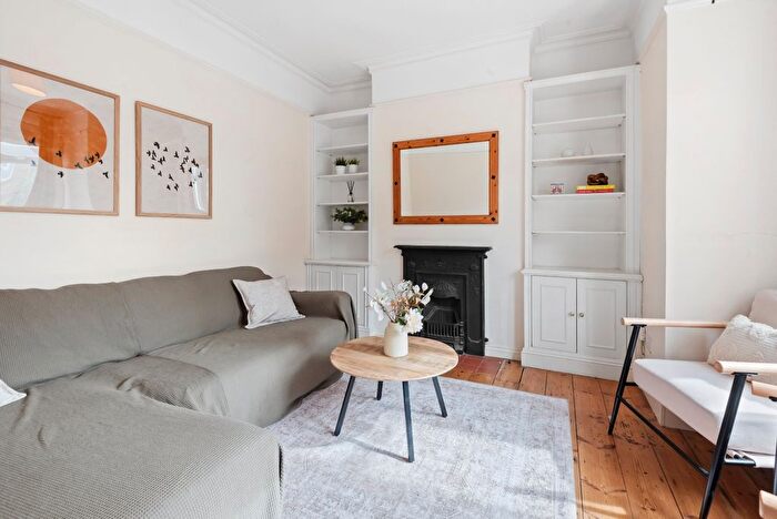 3 Bedroom Terraced House For Sale In Kenlor Road, London, SW17