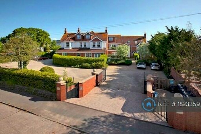 2 Bedroom Flat To Rent In Aliston House, Exmouth, EX8