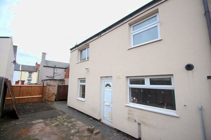 2 Bedroom House To Rent In Queen Street, Burton Upon Trent, Staffordshire, DE14
