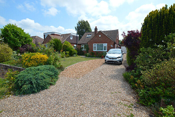5 Bedroom Detached House For Sale In Crancott Close, Houghton Conquest, MK45