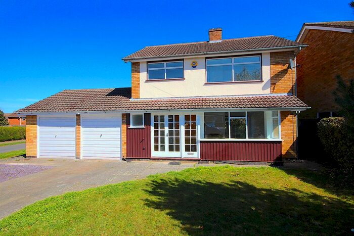 3 Bedroom Detached House To Rent In Clovelly Road, Glenfield, Leicester, LE3