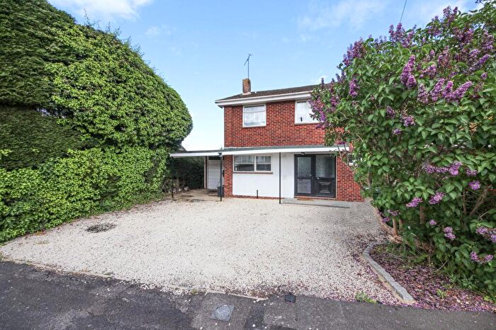 4 Bedroom Detached House For Sale In Coopers Close, West End, SO18