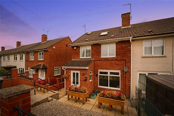 3 Bedroom End Terrace House For Sale In Wells Road, Gloucester, Gloucestershire, GL4