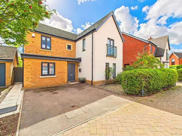 4 Bedroom Detached House For Sale In Bayleaf Avenue, Hampton Vale, Peterborough, PE7