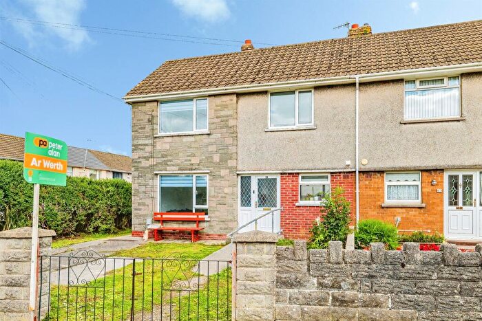 3 Bedroom Semi-Detached House For Sale In Bakers Way, Bryncethin, Bridgend, CF32