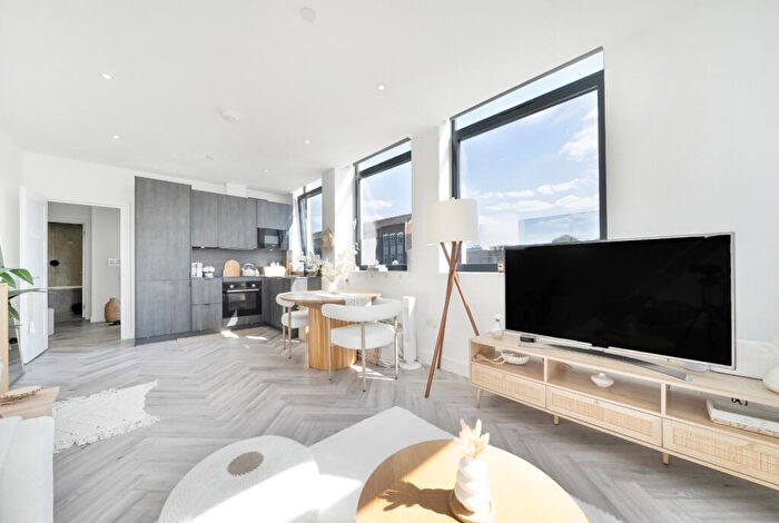 1 Bedroom Apartment For Sale In Albery Apartments, Trinity Place, Bexleyheath, Kent, DA6
