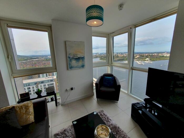 2 Bedroom Flat To Rent In Pendeen House, Ferry Court, Cardiff, CF11