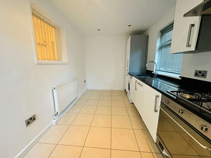 1 Bedroom Flat For Sale In Grosvenor Court, Queens Drive, Wavertree, Liverpool, L15