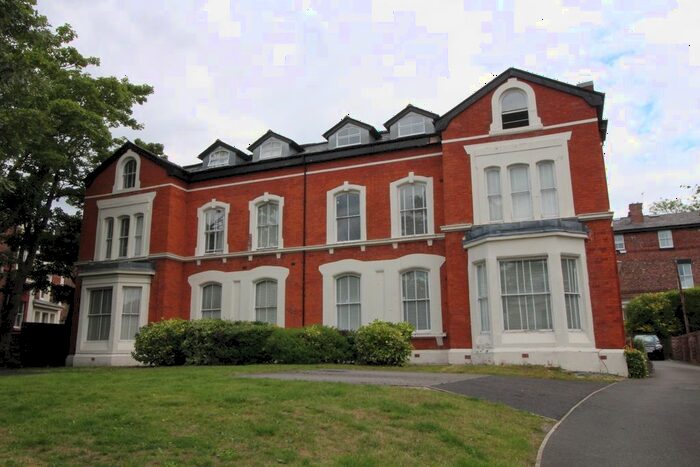 2 Bedroom Flat To Rent In Parkfield Road, Aigburth, L17