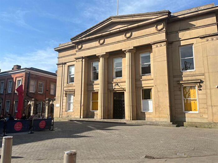 2 Bedroom House For Sale In Bexley Square, Salford, M3