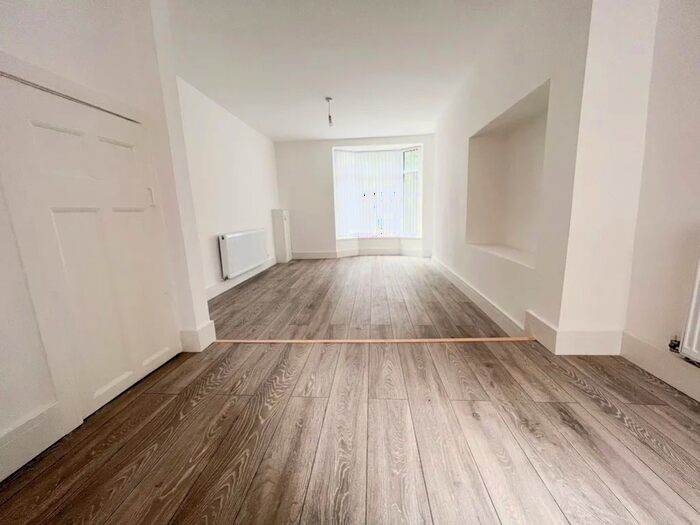 3 Bedroom Terraced House To Rent In Alphonsus Street, Middlesbrough, TS3