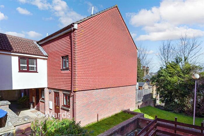 3 Bedroom End Of Terrace House For Sale In Peacock Mews, Springvale, Maidstone, Kent, ME16