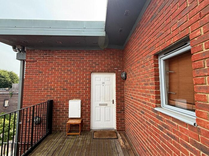 2 Bedroom Flat To Rent In The Ridge, Shirehampton, Bristol, BS11