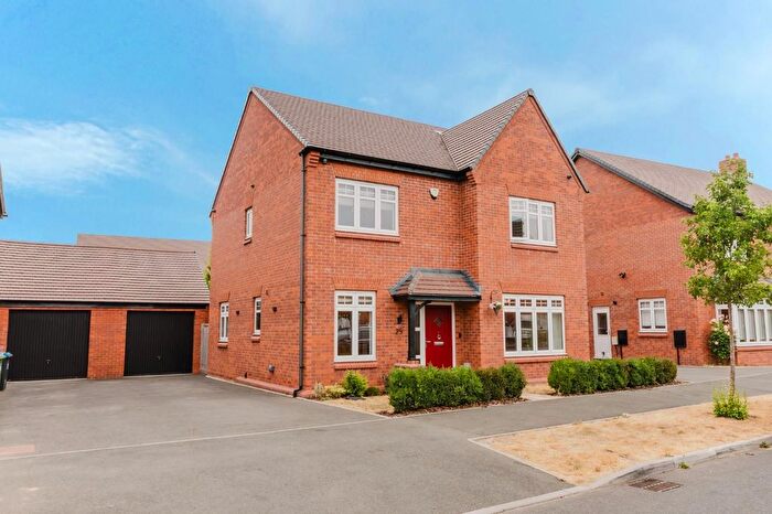 3 Bedroom Property For Sale In Wilkshire Road, Kenilworth, CV8