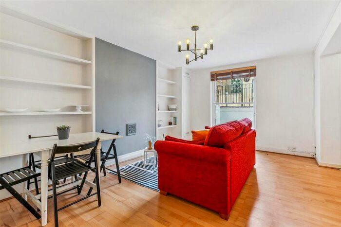 2 Bedroom Flat To Rent In Elms Road, London, SW4