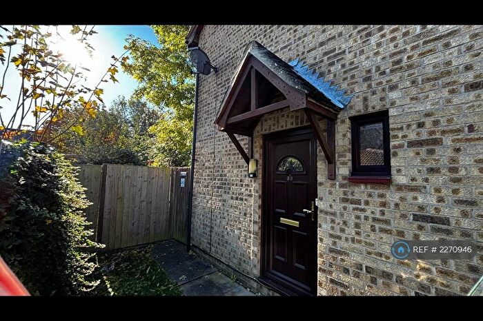 1 Bedroom End Of Terrace House To Rent In Weybridge Close, Chatham, ME5