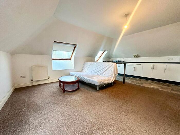 1 Bedroom Property To Rent In Chatsworth Road, Croydon, CR0