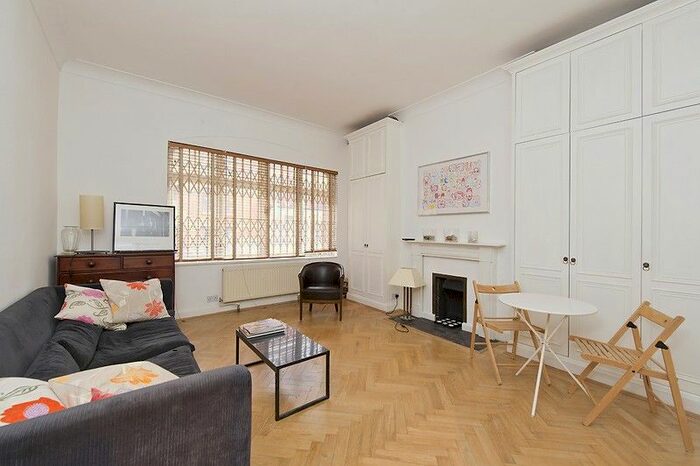 1 Bedroom Flat To Rent In Drayton Gardens, London, SW10