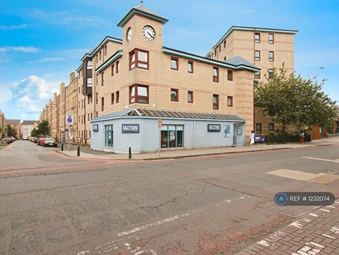 3 Bedroom Flat To Rent In Dalry Road, Edinburgh, EH11