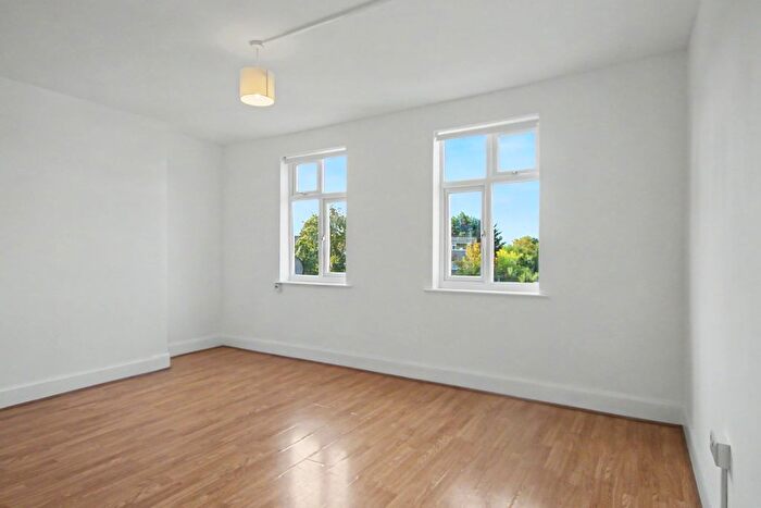 2 Bedroom Flat To Rent In Kingsbury Road, (), Kingsbury, NW9