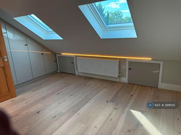 3 Bedroom Terraced House To Rent In Mansfield Road, London, E17