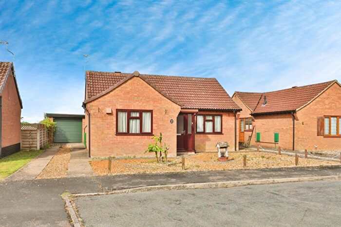 2 Bedroom Detached Bungalow For Sale In Fleming Court, Watton, Thetford, IP25