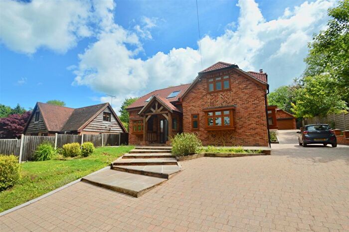 5 Bedroom Detached House To Rent In Rhododendron Avenue, Meopham, Gravesend, DA13