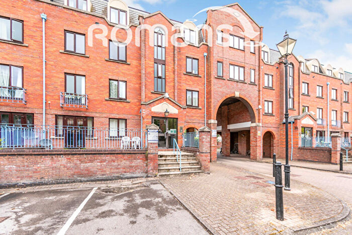 1 Bedroom Flat To Rent In Sidmouth Street, Reading, Berkshire, RG1