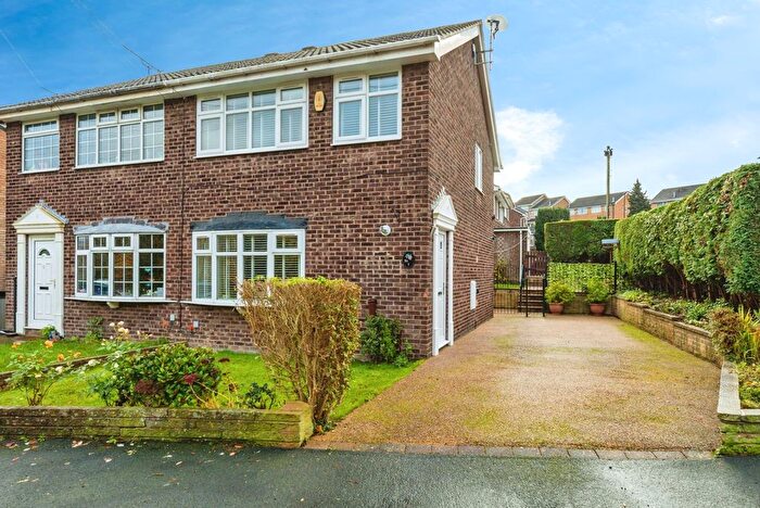 3 Bedroom Semi Detached House For Sale In Penyghent Close, Chapeltown, Sheffield, South Yorkshire, S35