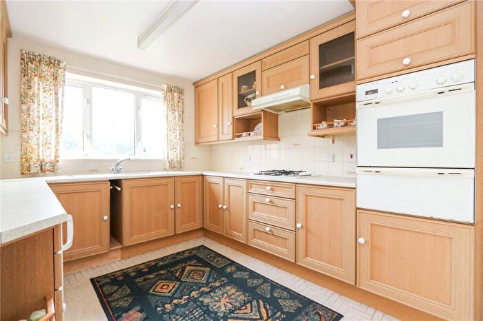 4 Bedroom Detached House For Sale In Meadow Way, Bradley Stoke, Bristol, BS32
