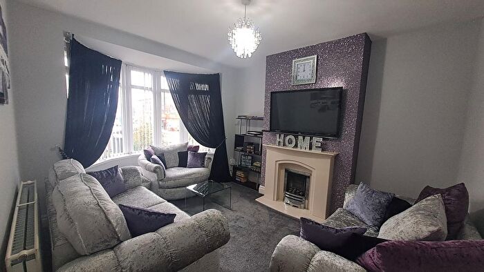 3 Bedroom Terraced House For Sale In Great Horton Road, BD7