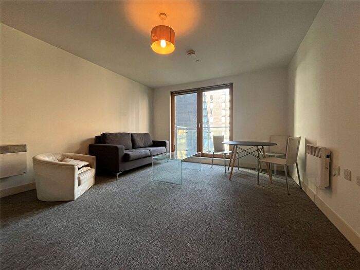 2 Bedroom Flat For Sale In Cypress Place, New Century Park, Manchester, M4