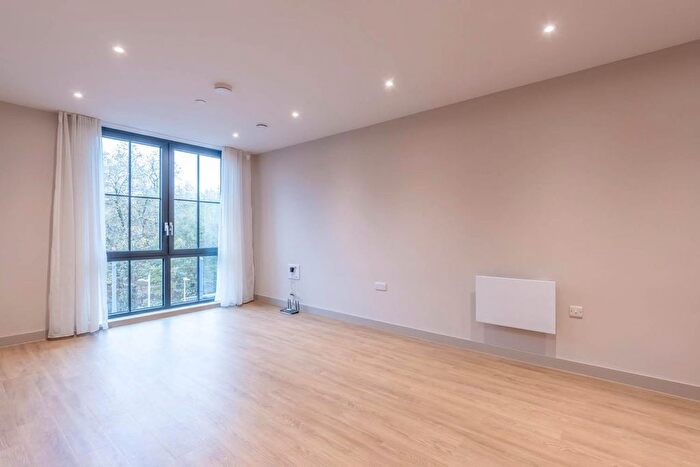 3 Bedroom Flat To Rent In Pitsford Street, Birmingham, B18