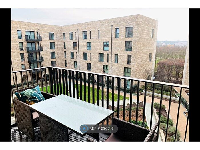 1 Bedroom Flat To Rent In Kingfisher Heights, London, E16